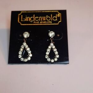 Vintage black and rhinestone earrings Lindenwolds